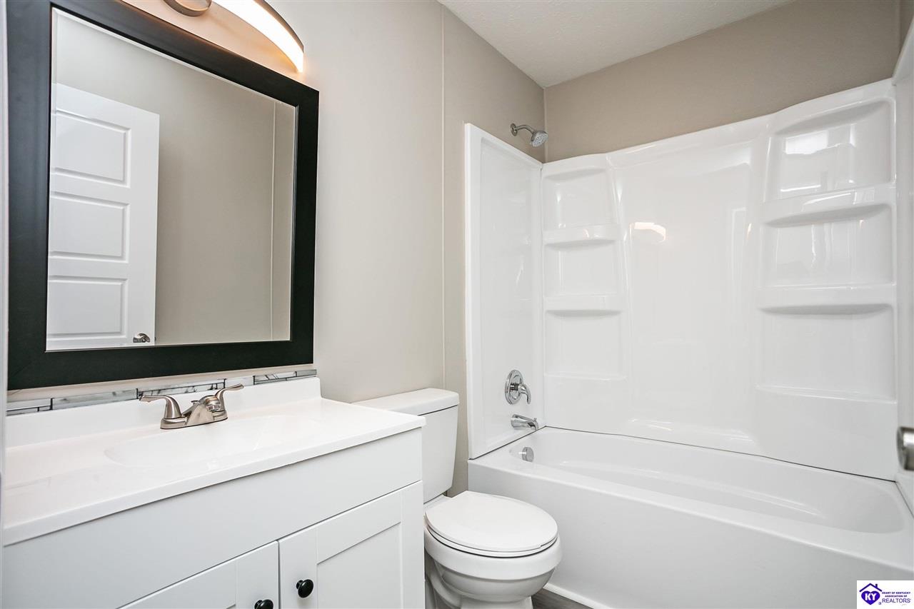 Listing Picture 100 Anderson Court Radcliff, KY 40160 MLS HK24004199