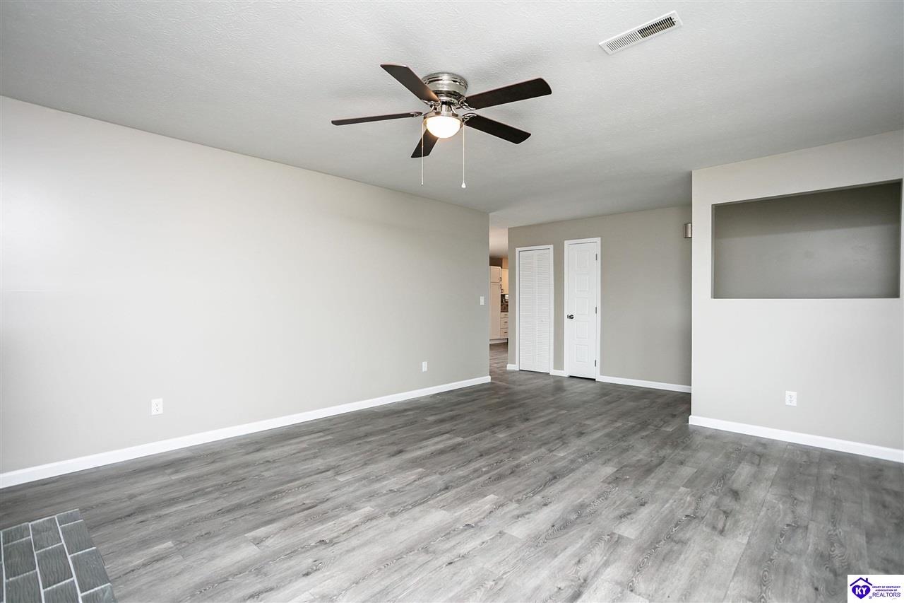 Listing Picture 100 Anderson Court Radcliff, KY 40160 MLS HK24004199