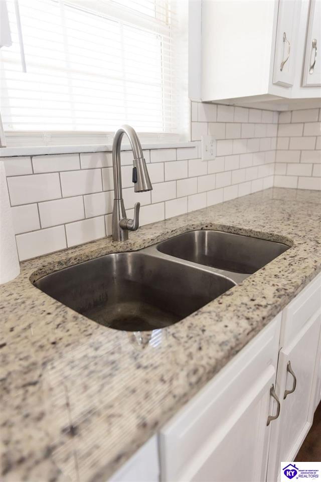 Listing Picture 490 Cherry Hill Drive Brandenburg, KY 40108 MLS HK24004212