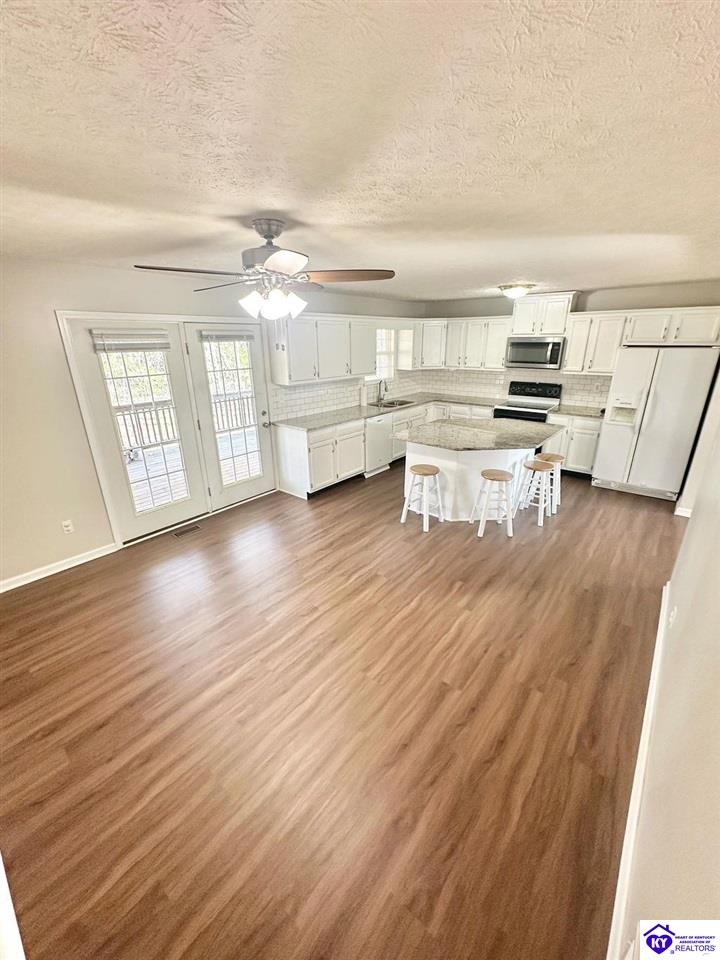 Listing Picture 490 Cherry Hill Drive Brandenburg, KY 40108 MLS HK24004212