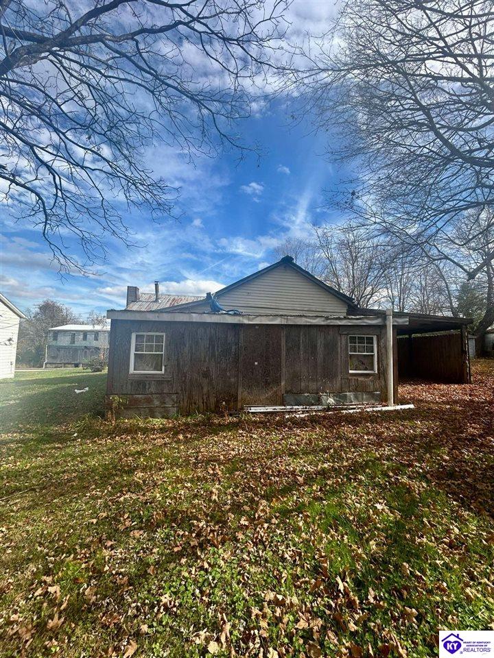 Listing Picture 9 Railroad Circle Bonnieville, KY 42713 MLS HK24004219