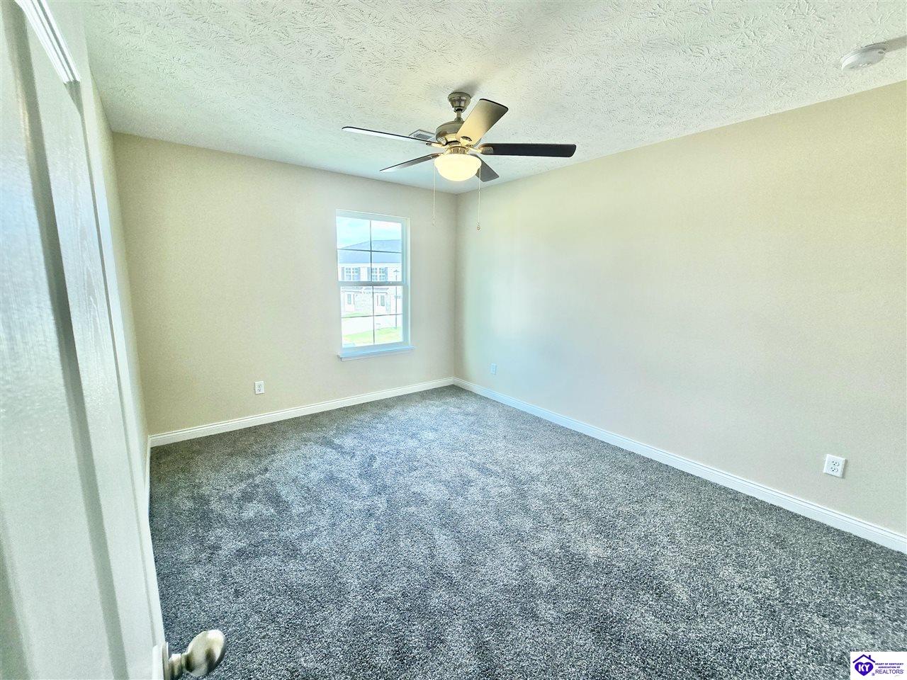 214 Dixon Circle Vine Grove, KY 40175 #4