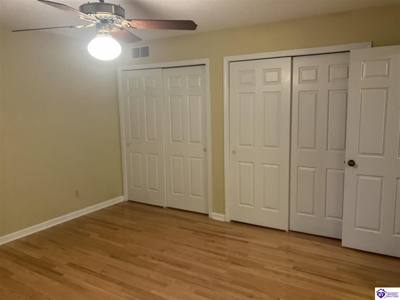 Listing Picture 902 Tyler Circle Elizabethtown, KY 42701 MLS HK24004242