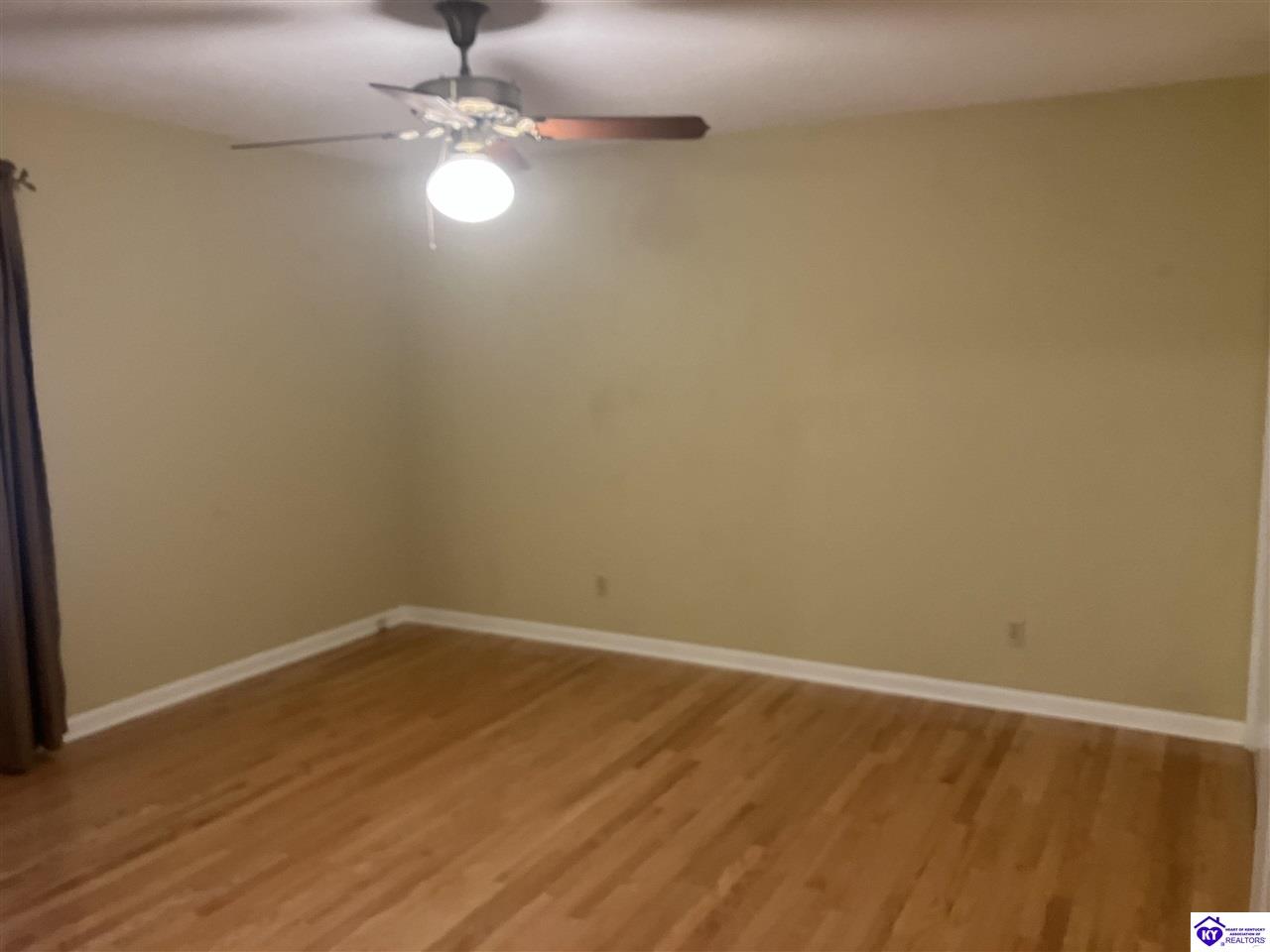 Listing Picture 902 Tyler Circle Elizabethtown, KY 42701 MLS HK24004242