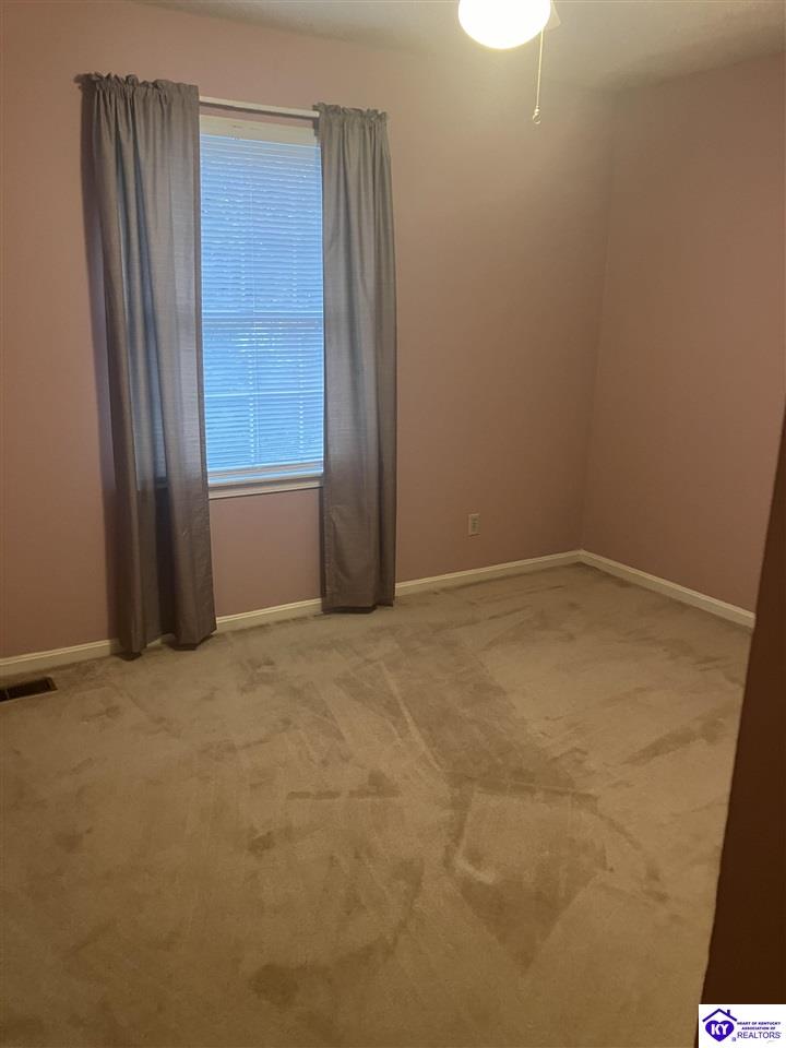 Listing Picture 902 Tyler Circle Elizabethtown, KY 42701 MLS HK24004242