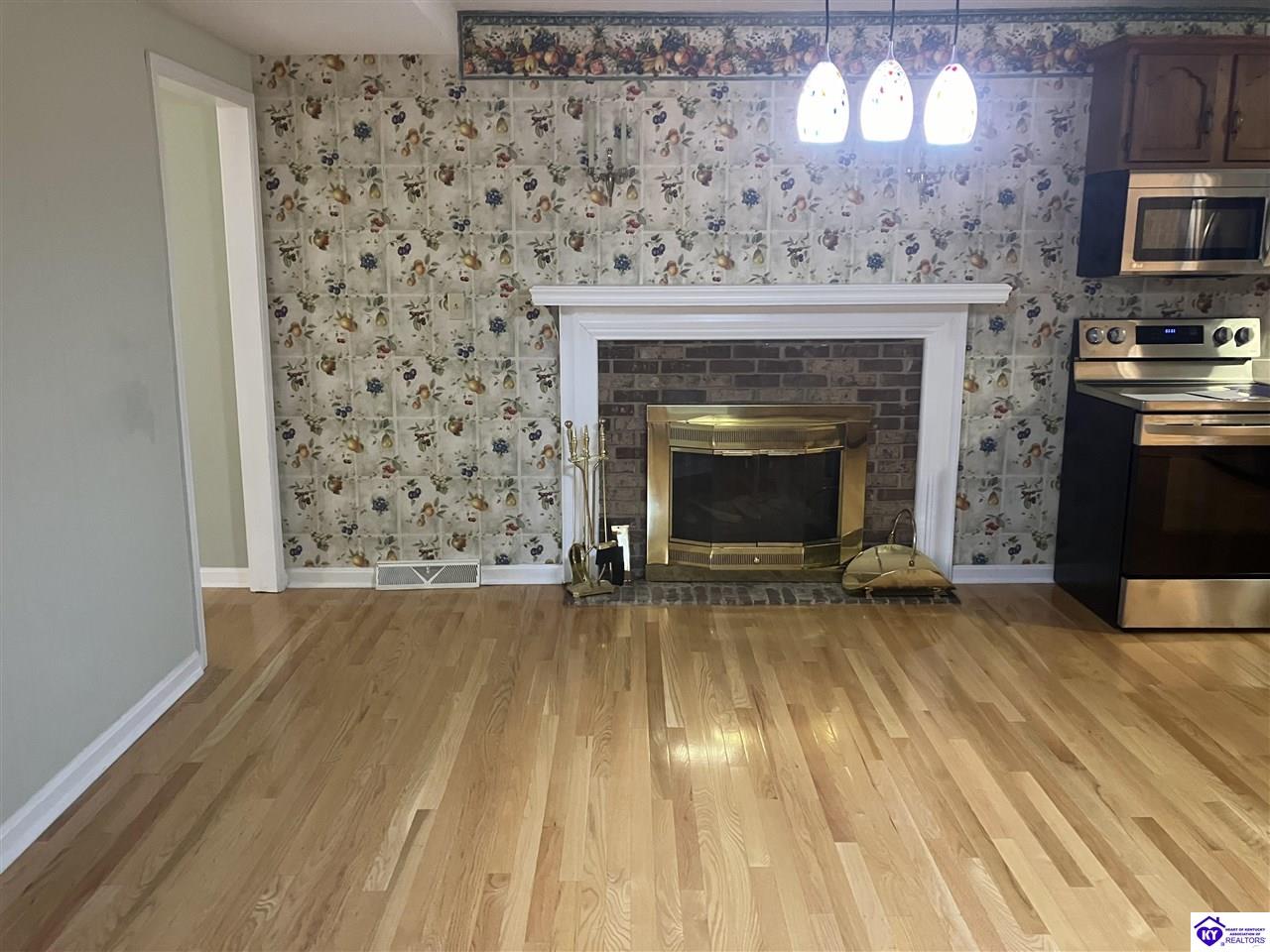 Listing Picture 902 Tyler Circle Elizabethtown, KY 42701 MLS HK24004242