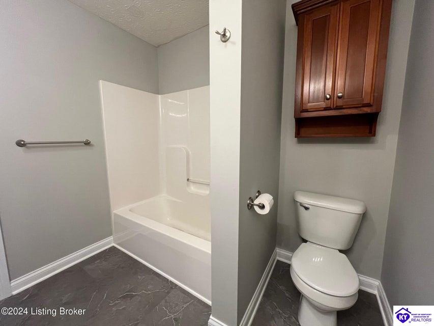 Listing Picture 206A Banjo Street Bardstown, KY 40004 MLS HK24004246