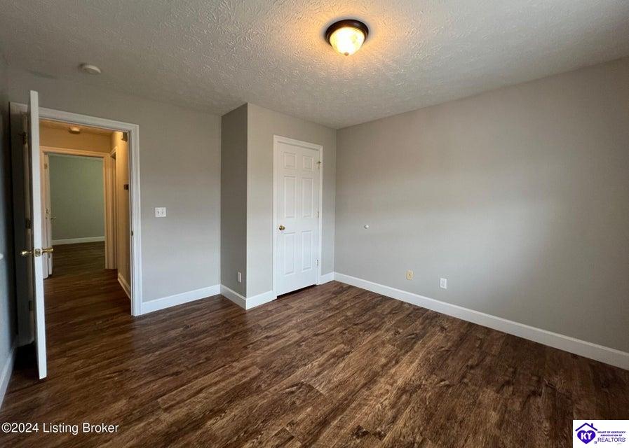 Listing Picture 206A Banjo Street Bardstown, KY 40004 MLS HK24004246