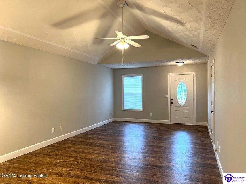 Listing Picture 206A Banjo Street Bardstown, KY 40004 MLS HK24004246