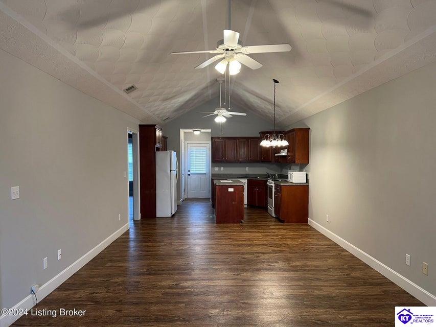 Listing Picture 206A Banjo Street Bardstown, KY 40004 MLS HK24004246