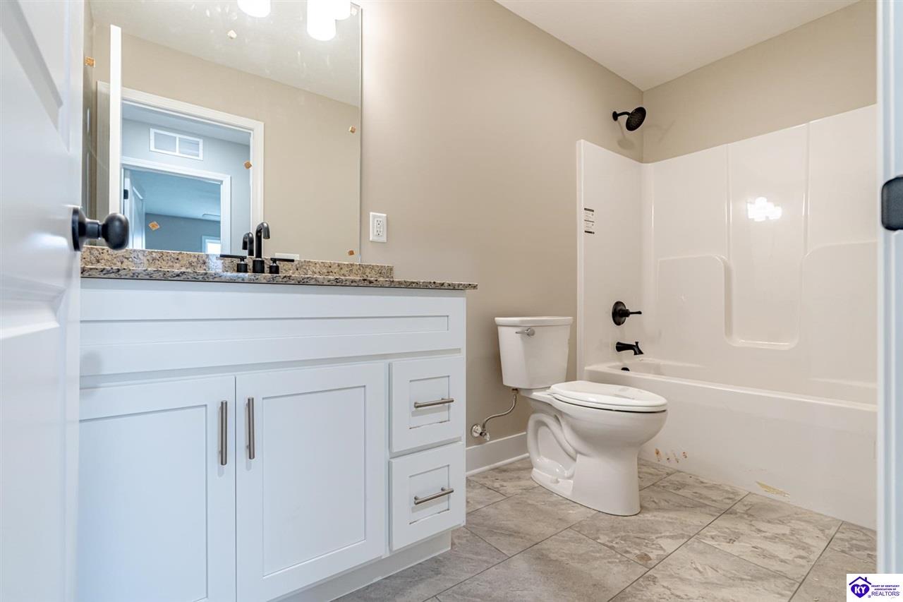 Listing Picture 206 A Hunter Lane Elizabethtown, KY 42701 MLS HK24004251