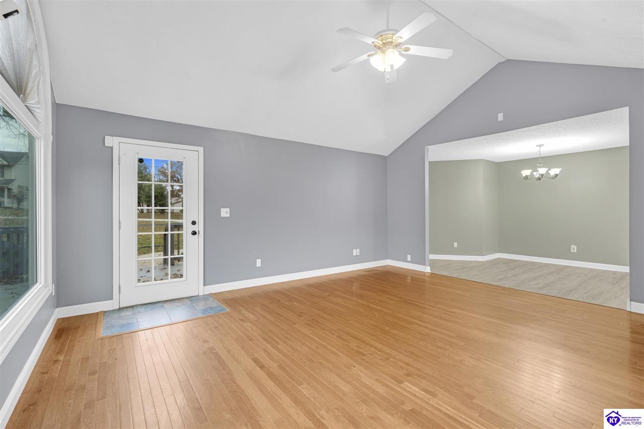 Listing Picture 25 Cavalry Drive Vine Grove, KY 40175 MLS HK24004282