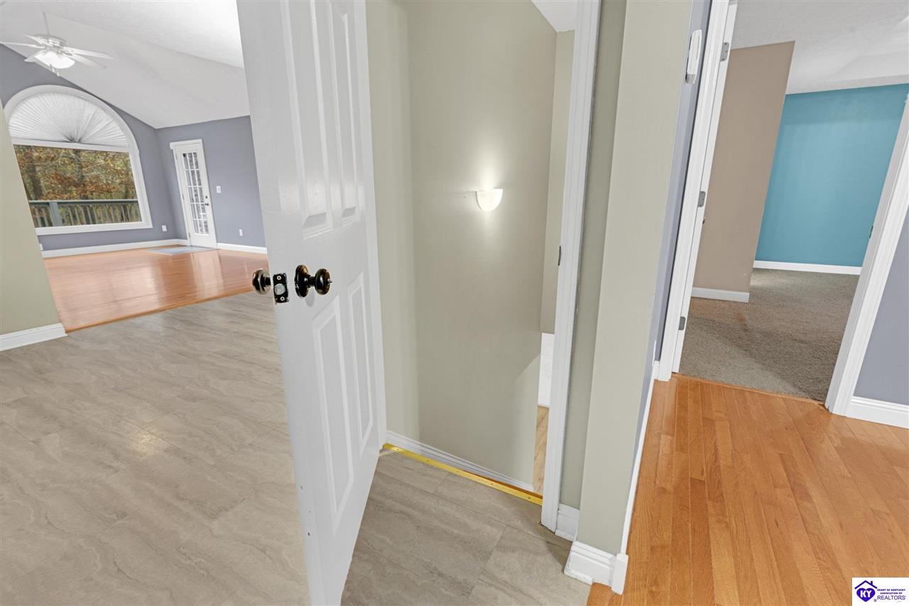 Listing Picture 25 Cavalry Drive Vine Grove, KY 40175 MLS HK24004282