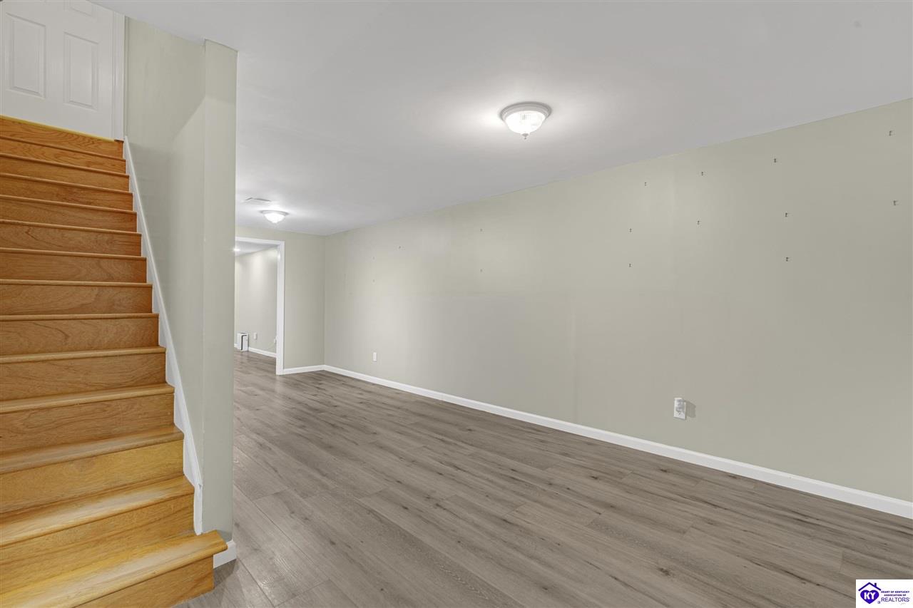 Listing Picture 25 Cavalry Drive Vine Grove, KY 40175 MLS HK24004282