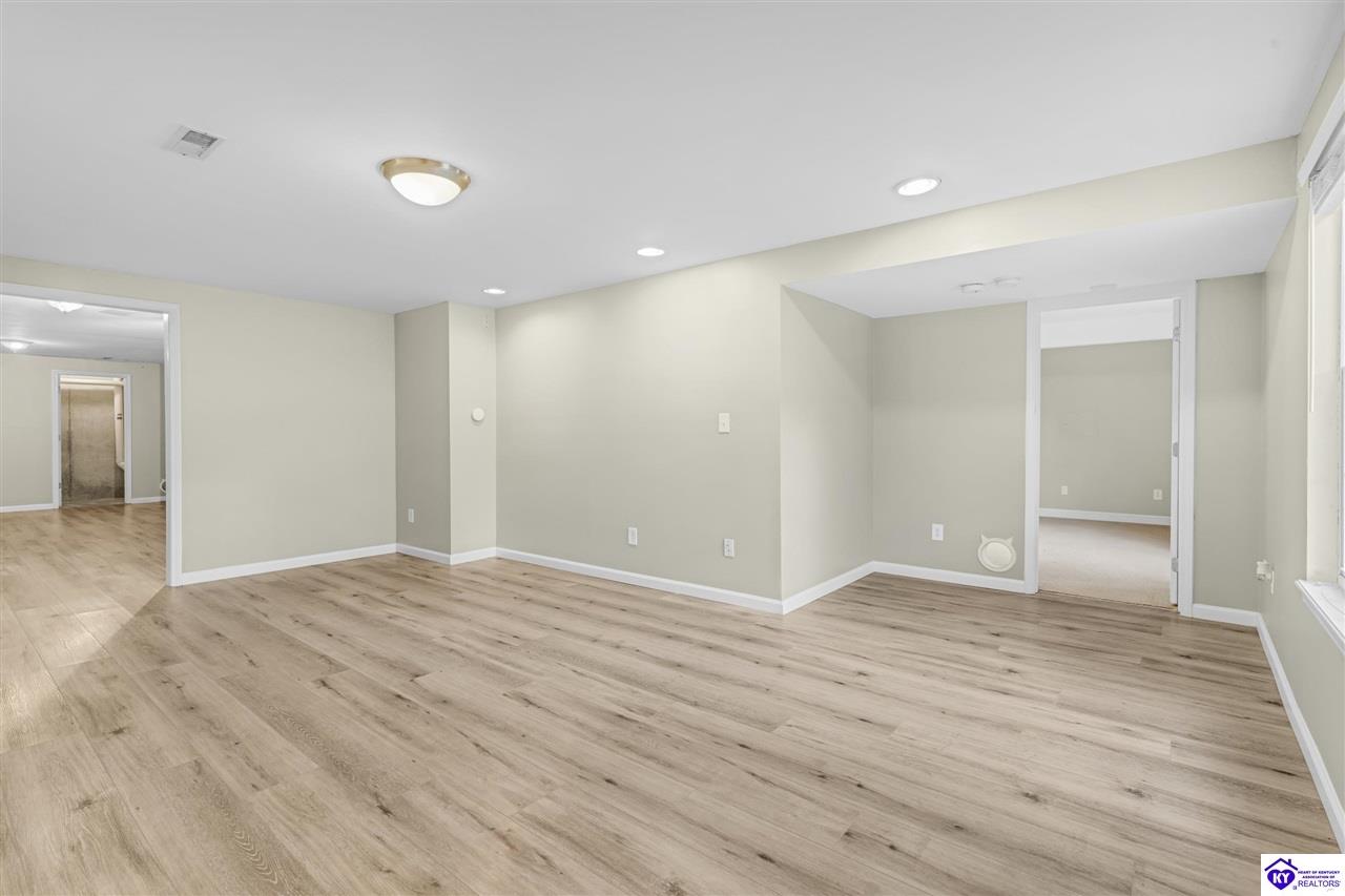 Listing Picture 25 Cavalry Drive Vine Grove, KY 40175 MLS HK24004282