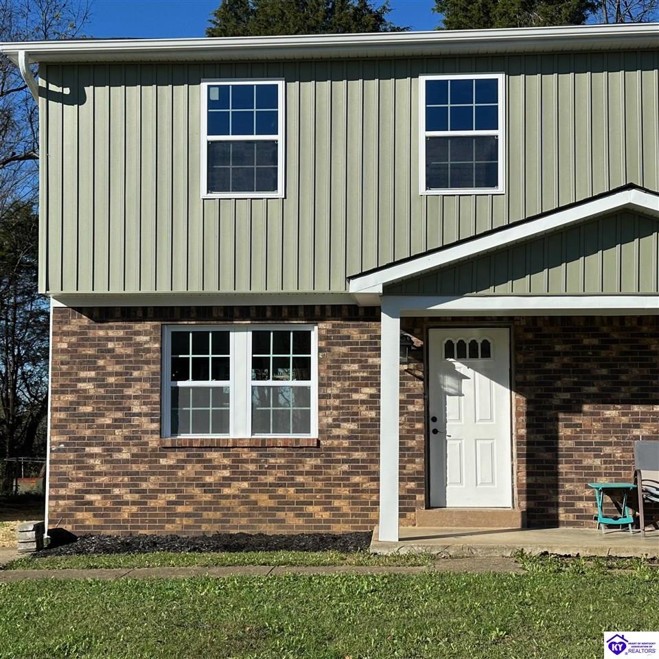 744 Brian CourtRadcliff, KY 40160