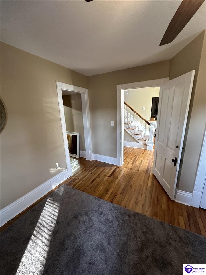 Listing Picture 208 High Street Hodgenville, KY 42748 MLS HK24004346