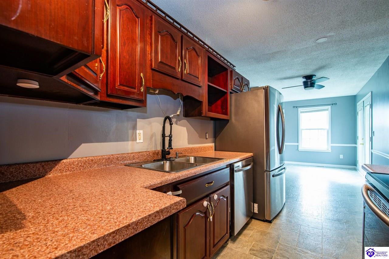 341 Madison Drive Elizabethtown, KY 42701 #3