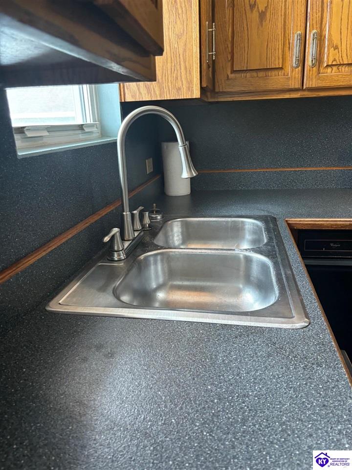 Listing Picture 399 Grimes Road Campbellsville, KY 42718 MLS HK24004401