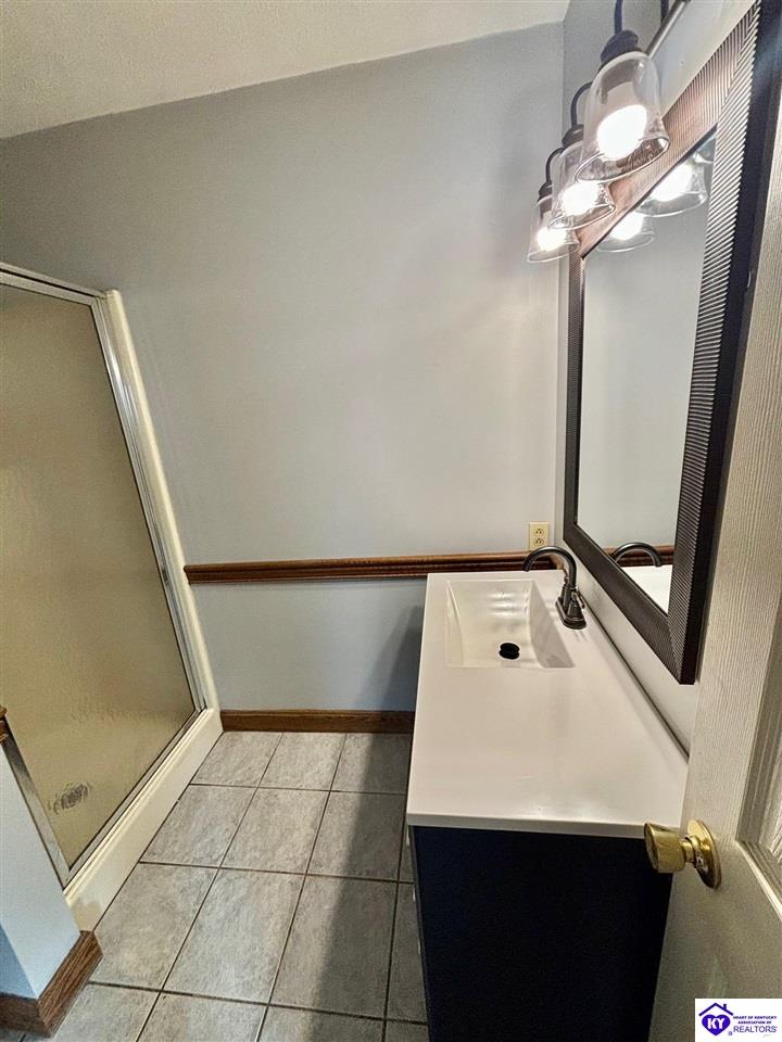 Listing Picture 399 Grimes Road Campbellsville, KY 42718 MLS HK24004401