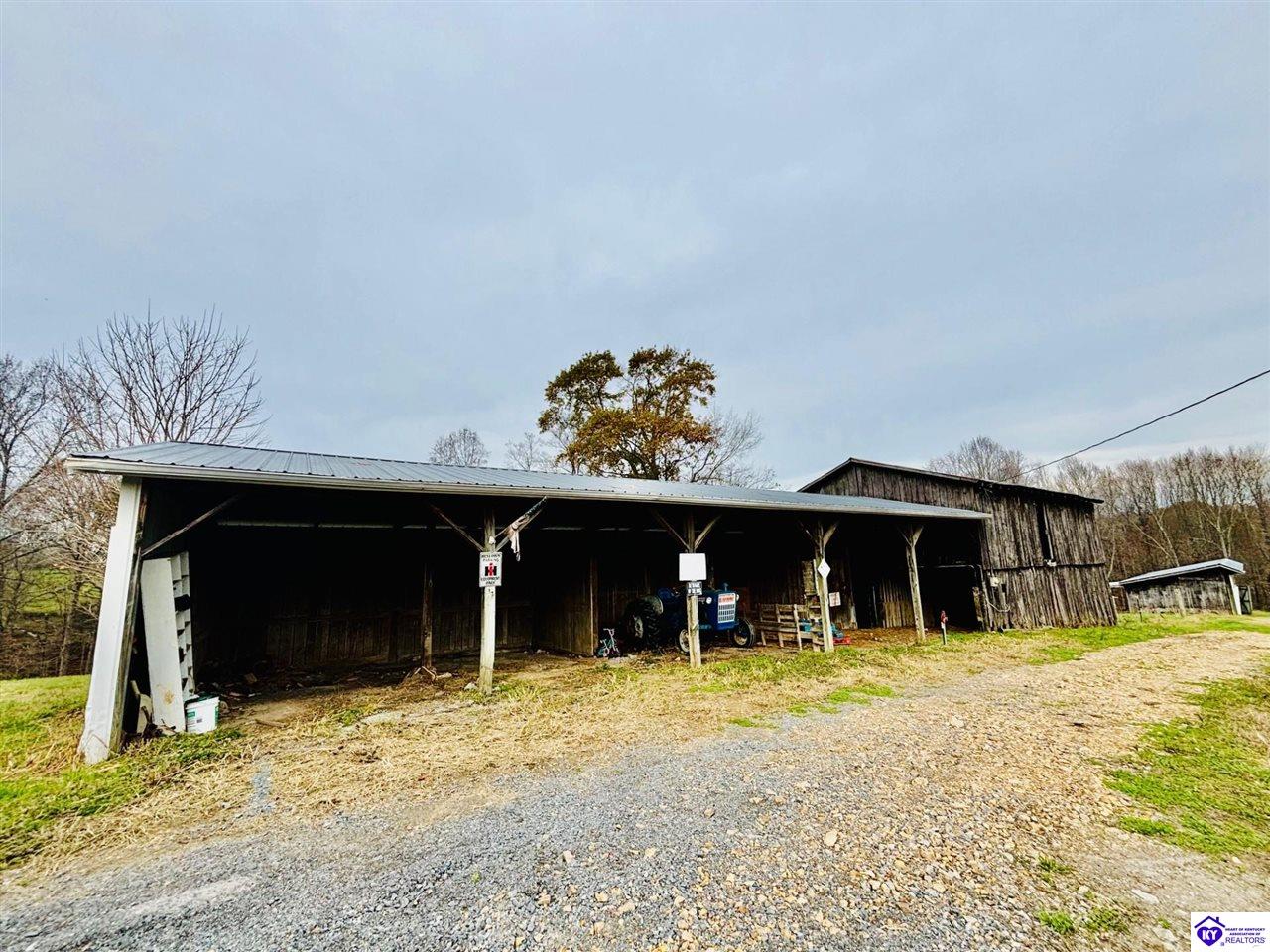 Listing Picture 399 Grimes Road Campbellsville, KY 42718 MLS HK24004401