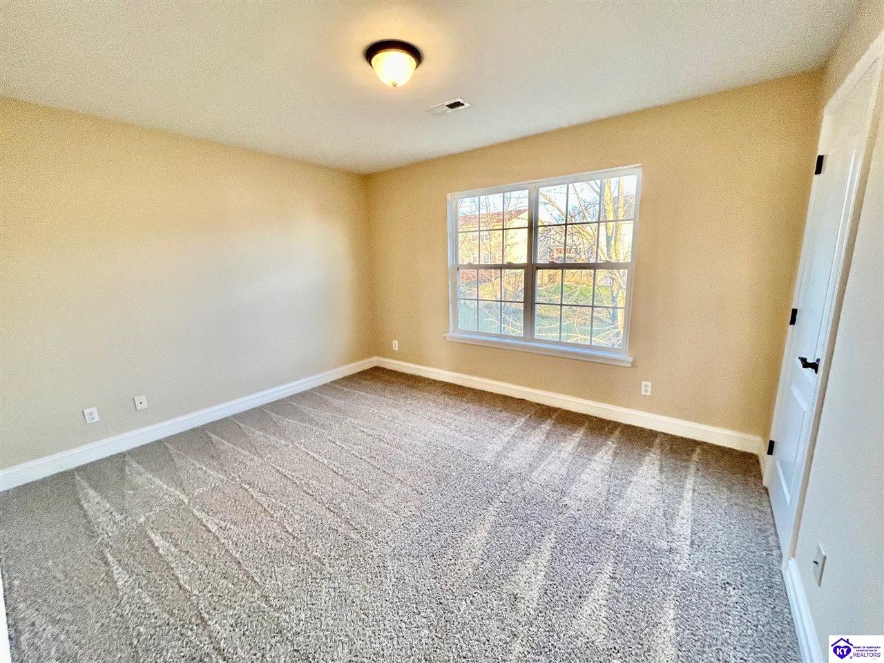 Listing Picture 132 Tuscany Lane Vine Grove, KY 40175 MLS HK24004431