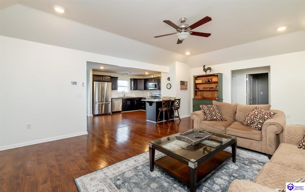 Listing Picture 77 Blanket Court Elizabethtown, KY 42701 MLS HK24004437