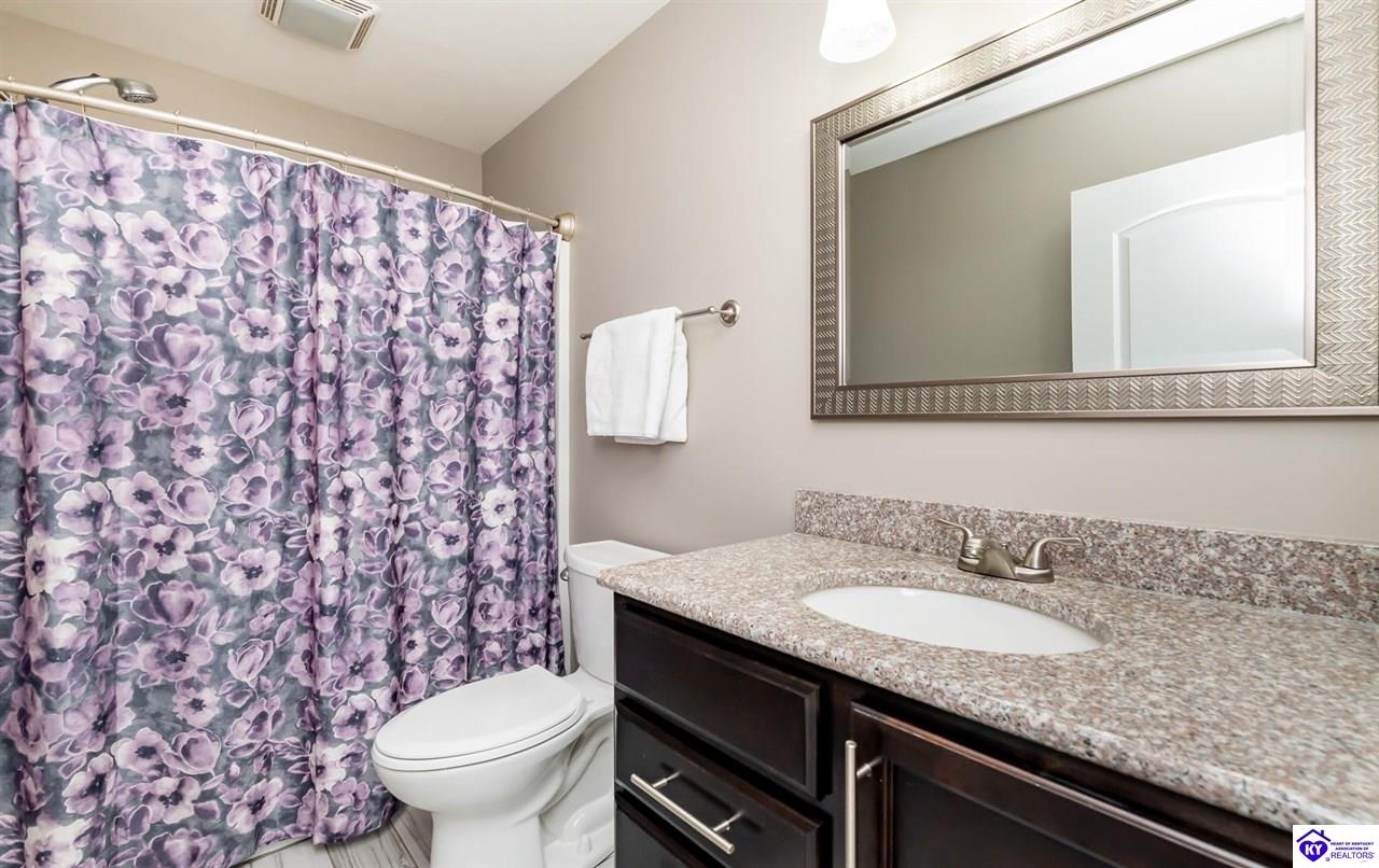 Listing Picture 77 Blanket Court Elizabethtown, KY 42701 MLS HK24004437