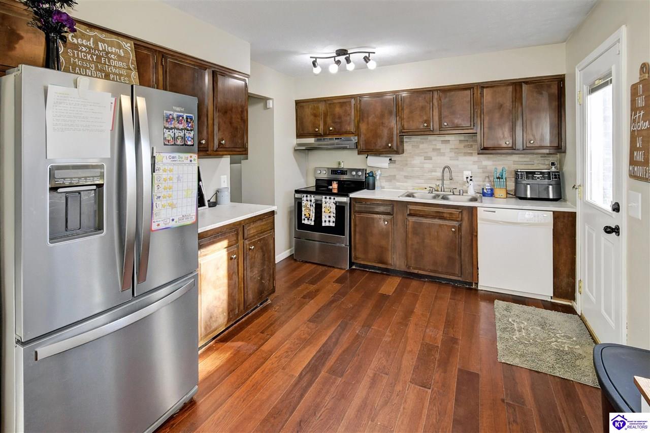 Listing Picture 676 Pearman Avenue Radcliff, KY 40160 MLS HK24004467