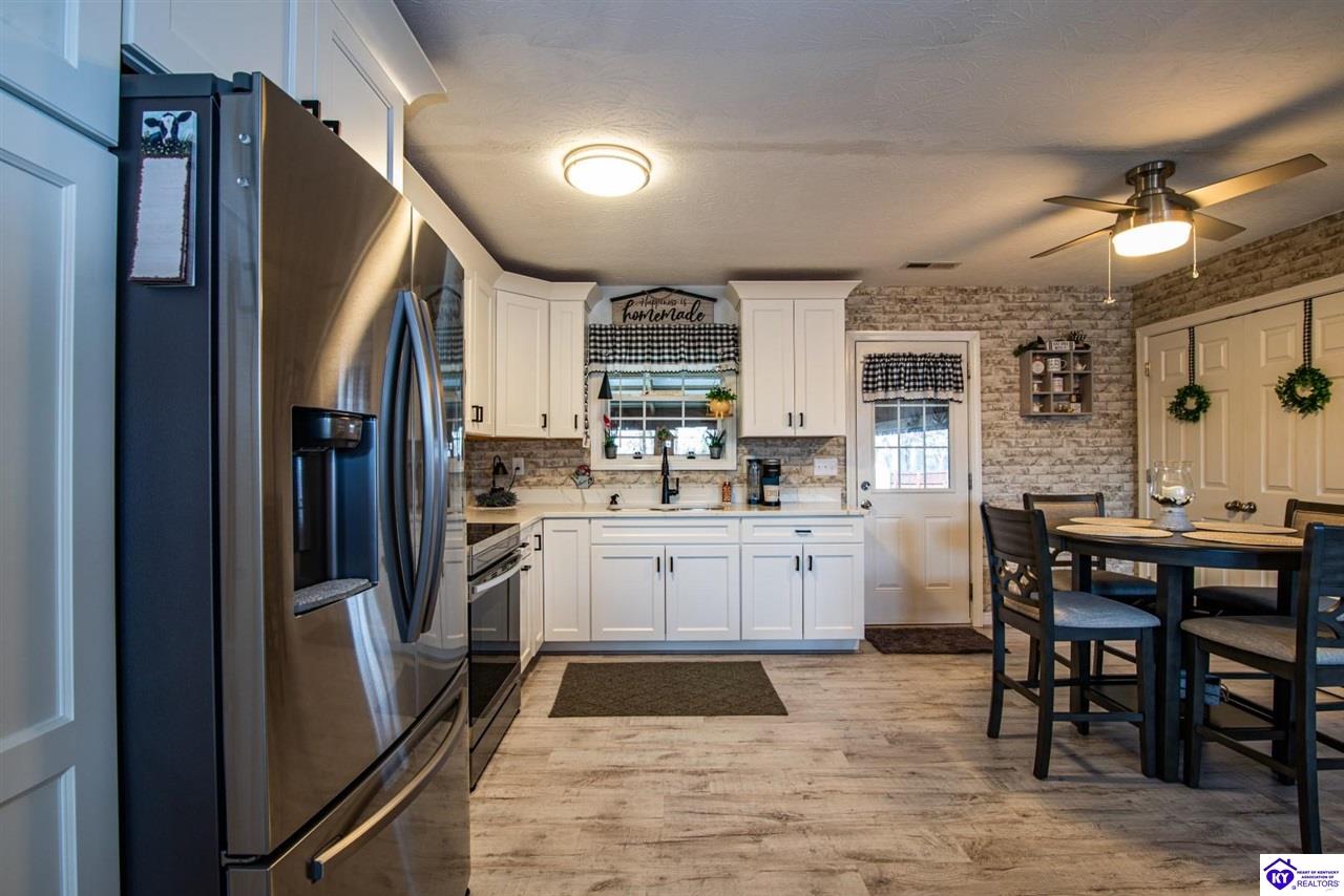 Listing Picture 136 Joy Court Radcliff, KY 40160 MLS HK24004468