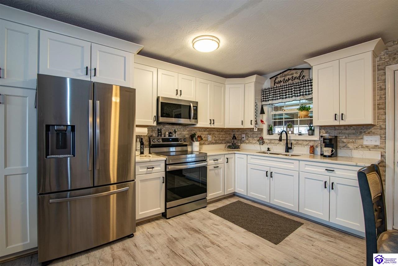 Listing Picture 136 Joy Court Radcliff, KY 40160 MLS HK24004468