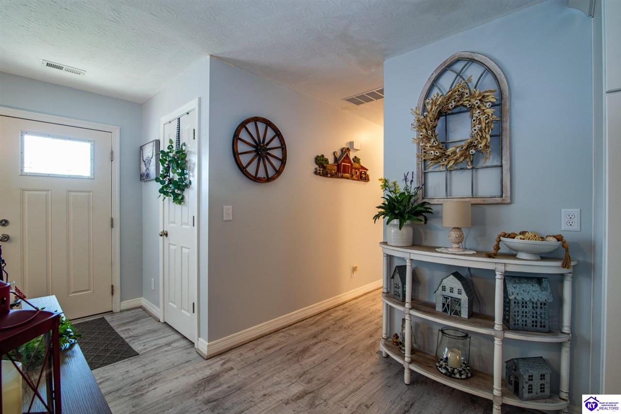 Listing Picture 136 Joy Court Radcliff, KY 40160 MLS HK24004468