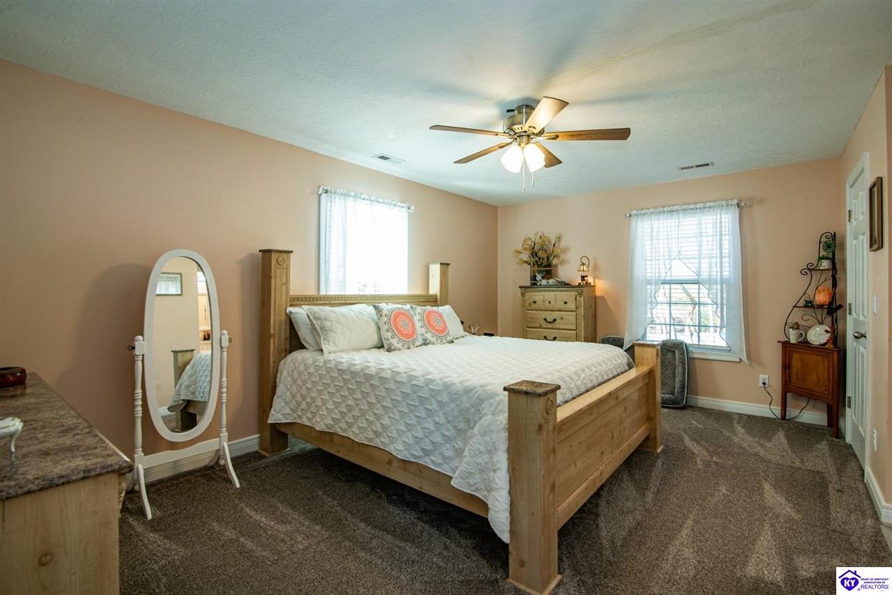 Listing Picture 136 Joy Court Radcliff, KY 40160 MLS HK24004468