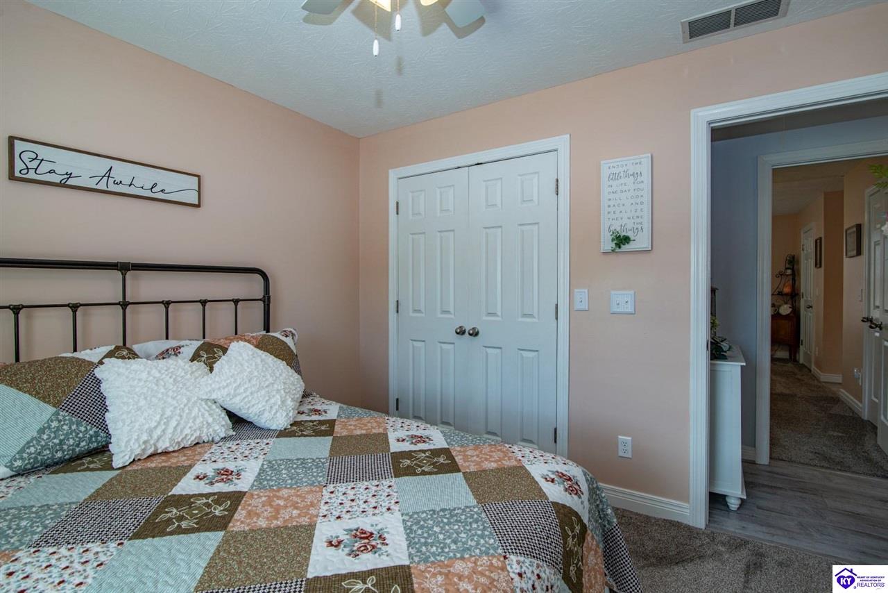 Listing Picture 136 Joy Court Radcliff, KY 40160 MLS HK24004468