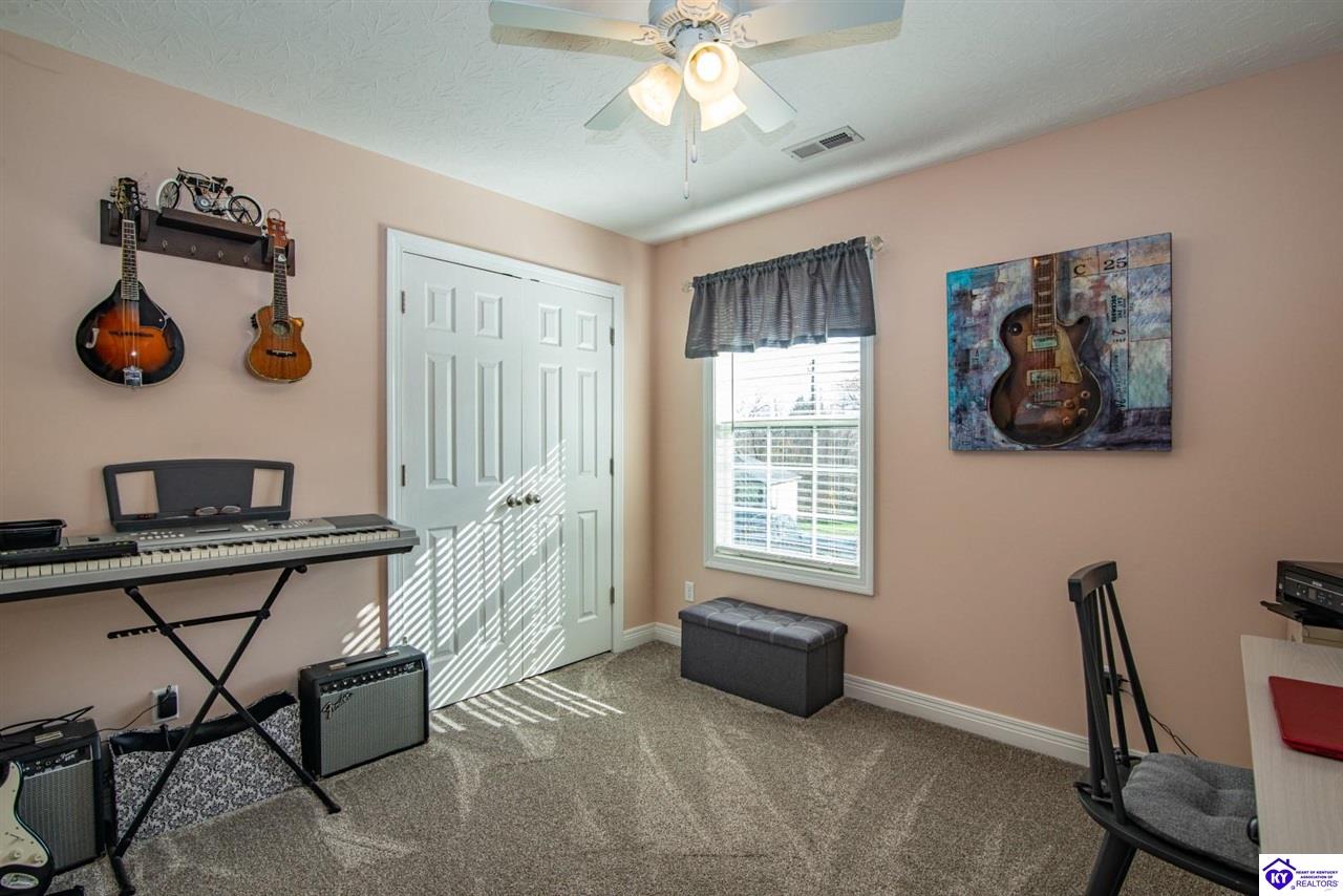 Listing Picture 136 Joy Court Radcliff, KY 40160 MLS HK24004468