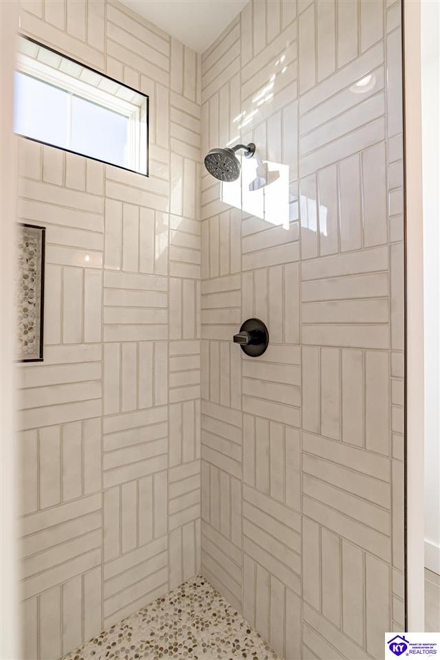 Listing Picture 105 Boundary Oak Dr Hodgenville, KY 42748 MLS HK24004490