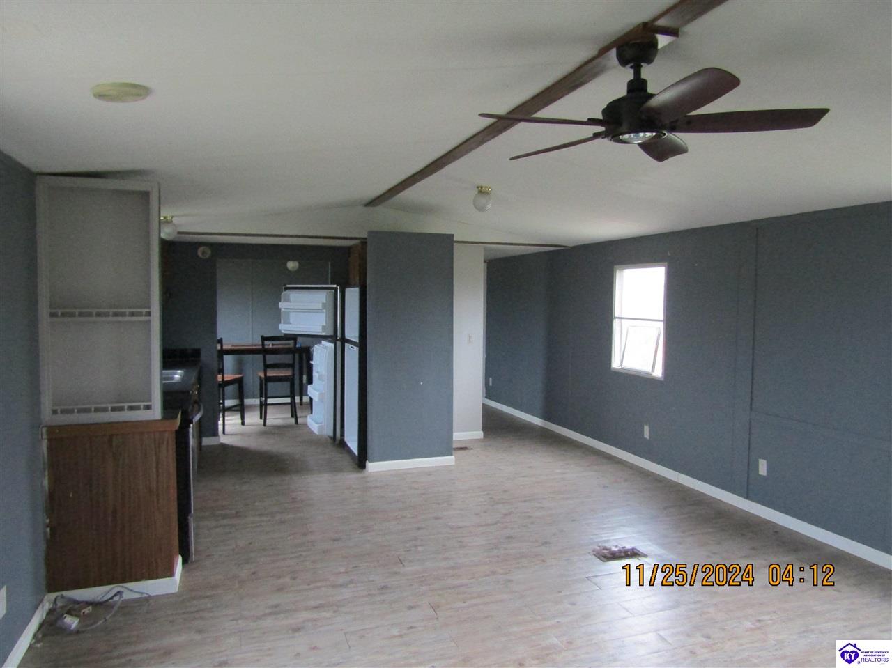 Listing Picture 206 Chapman Court Brandenburg, KY 40108 MLS HK24004492