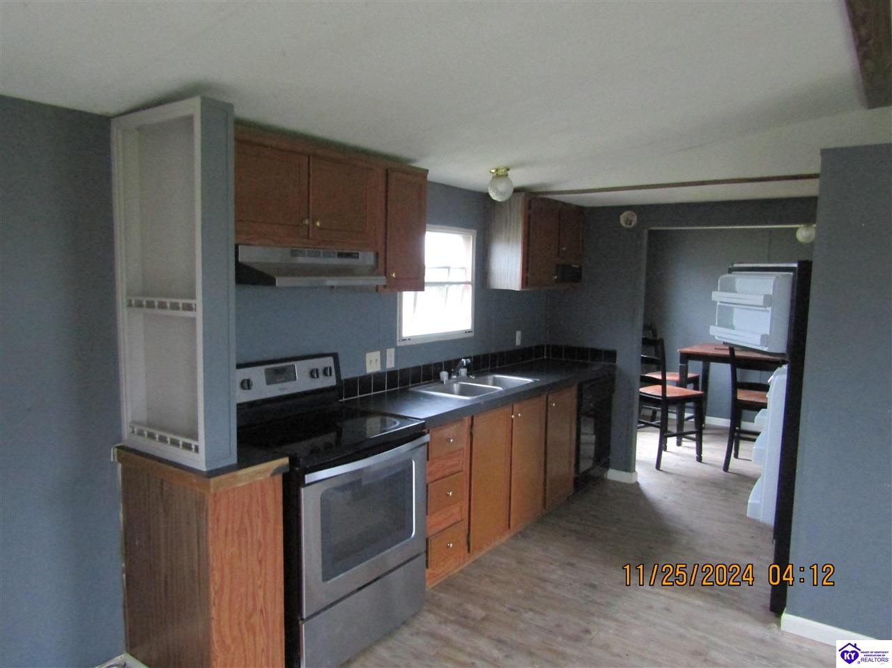 Listing Picture 206 Chapman Court Brandenburg, KY 40108 MLS HK24004492