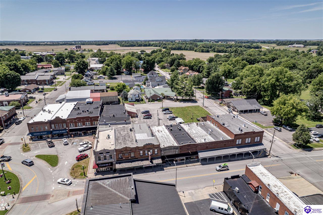 Listing Picture 123 W Water Street Hodgenville, KY 42748 MLS HK24004501