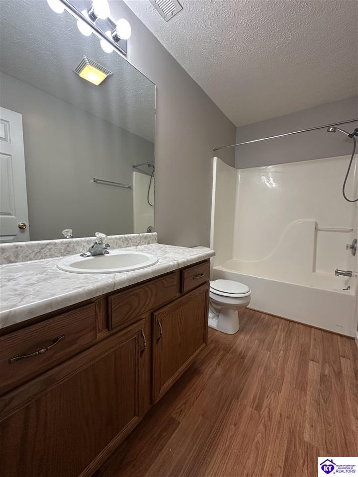 Listing Picture 127 Genrose Drive Rineyville, KY 40162 MLS HK24004509