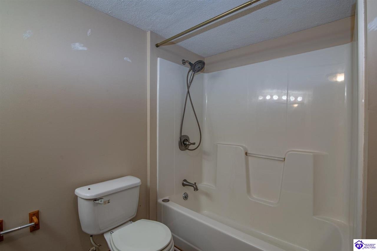 Listing Picture 127 Genrose Drive Rineyville, KY 40162 MLS HK24004509