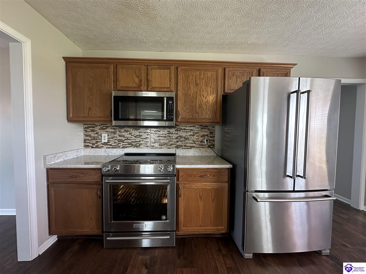 Listing Picture 127 Genrose Drive Rineyville, KY 40162 MLS HK24004509