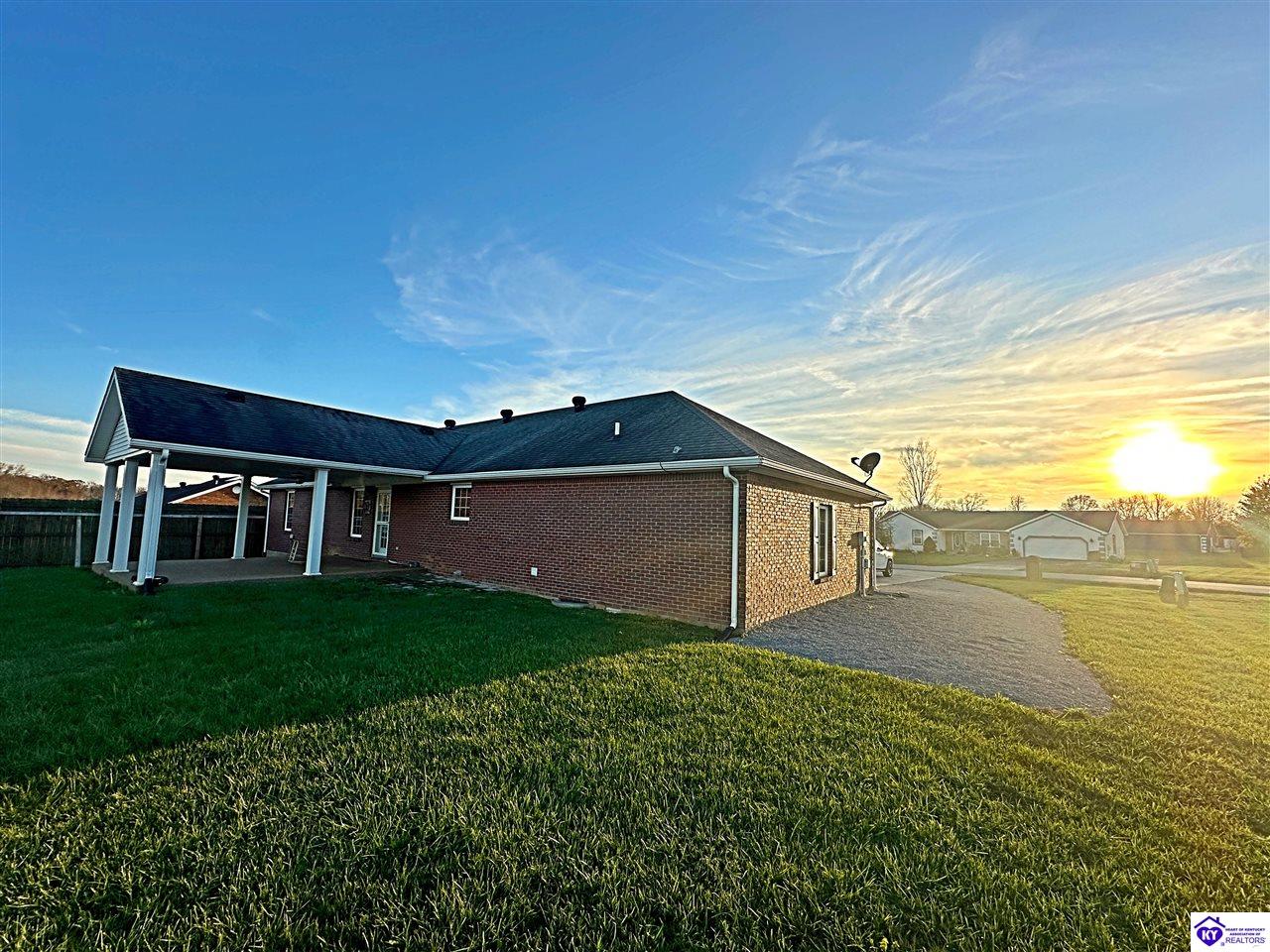 Listing Picture 49 Aaron Way Campbellsville, KY 42718 MLS HK24004531