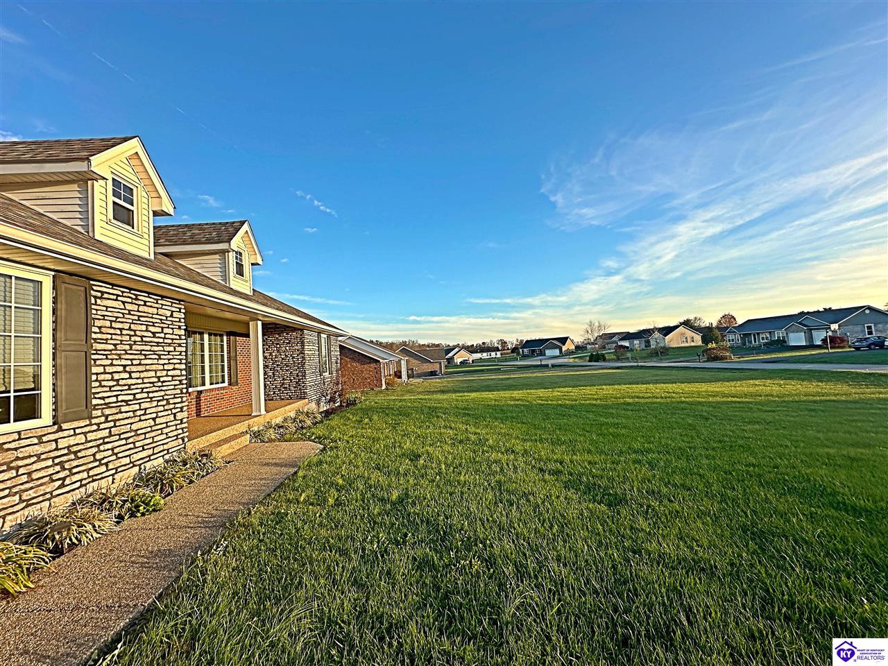 Listing Picture 49 Aaron Way Campbellsville, KY 42718 MLS HK24004531