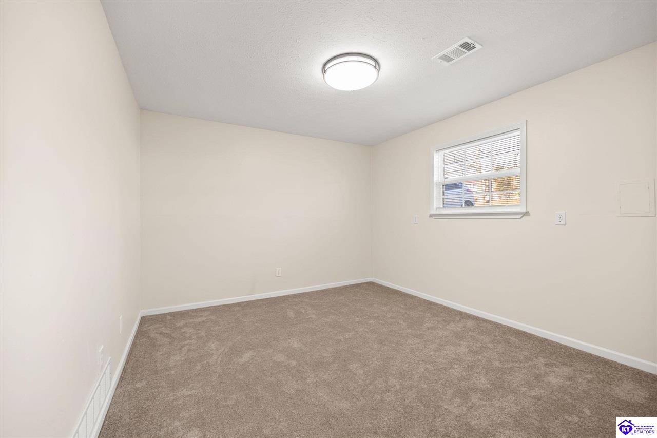 Listing Picture 250 Indiana Trail Radcliff, KY 40160 MLS HK24004593