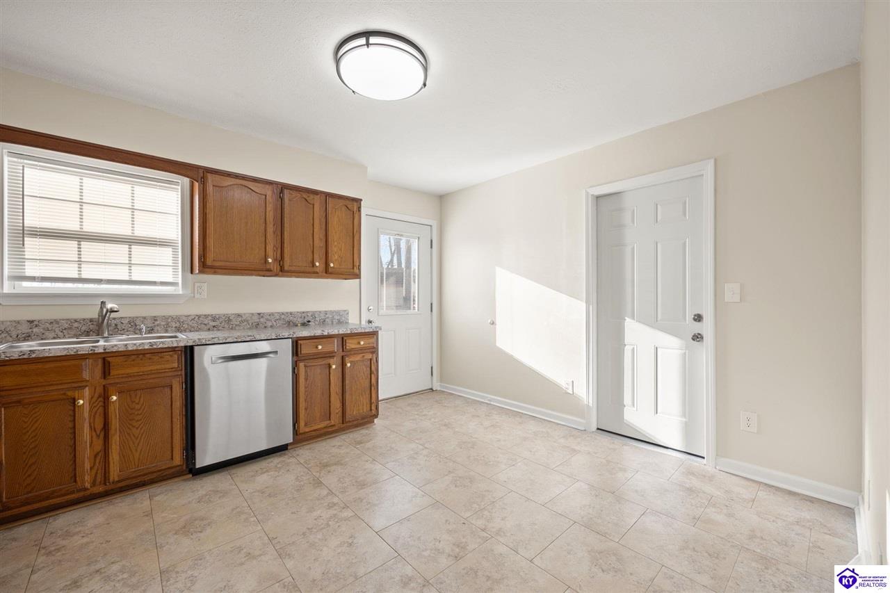 Listing Picture 250 Indiana Trail Radcliff, KY 40160 MLS HK24004593