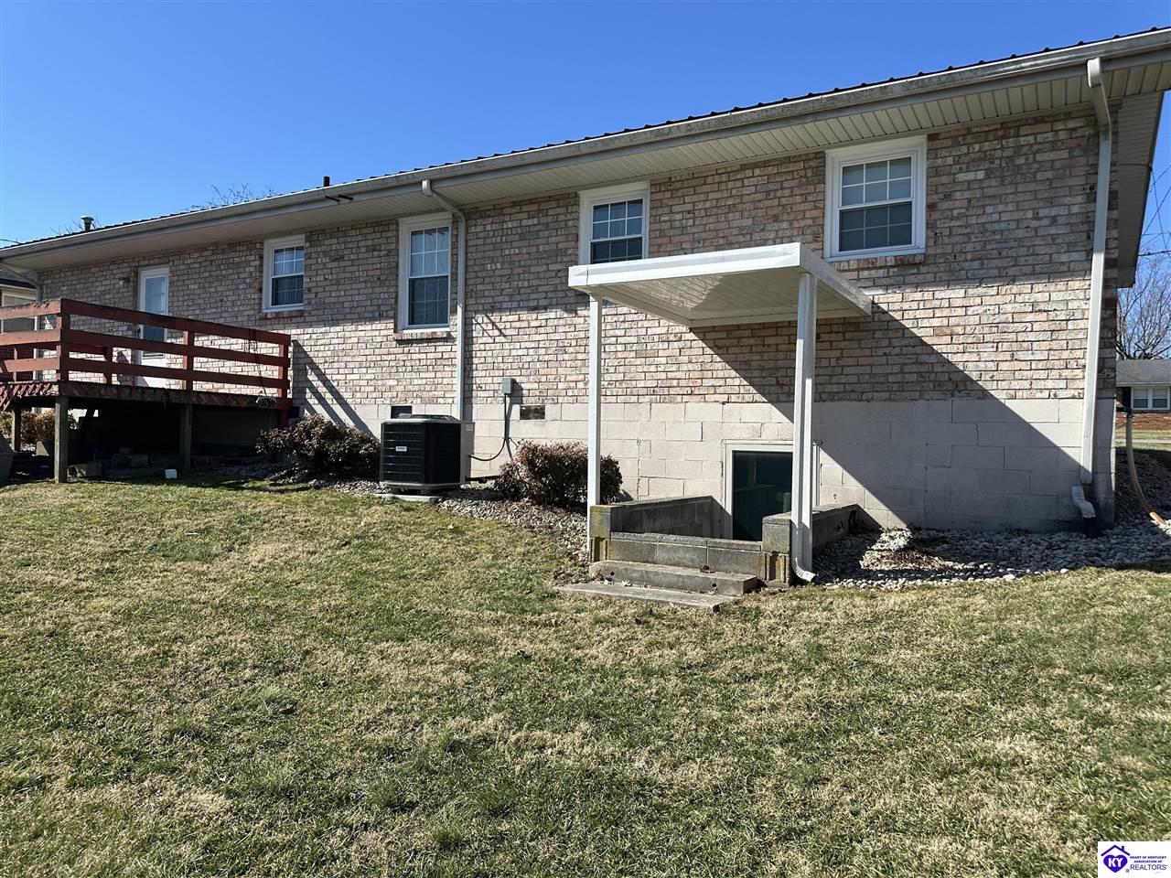 Listing Picture 229 Jan Street Campbellsville, KY 42718 MLS HK24004605