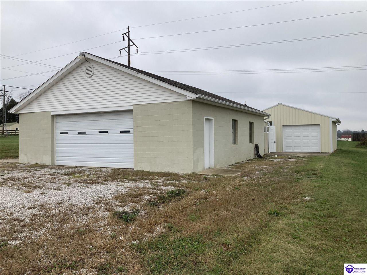 3294 Hodgenville RoadElizabethtown, KY 42701