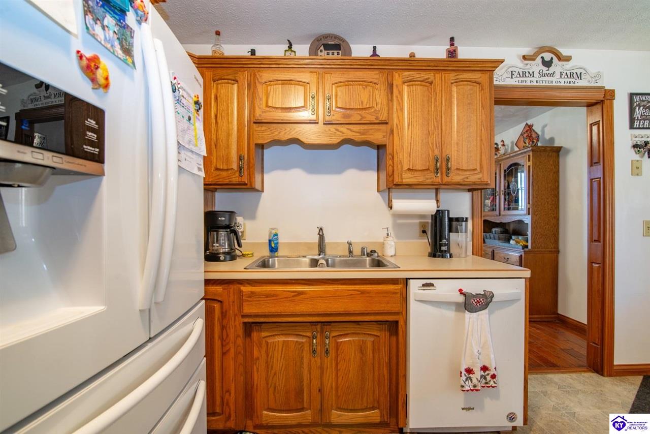 Listing Picture 1543 Youngers Creek Road New Haven, KY 40051 MLS HK24004641