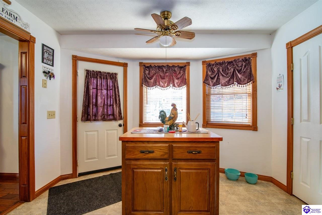 Listing Picture 1543 Youngers Creek Road New Haven, KY 40051 MLS HK24004641